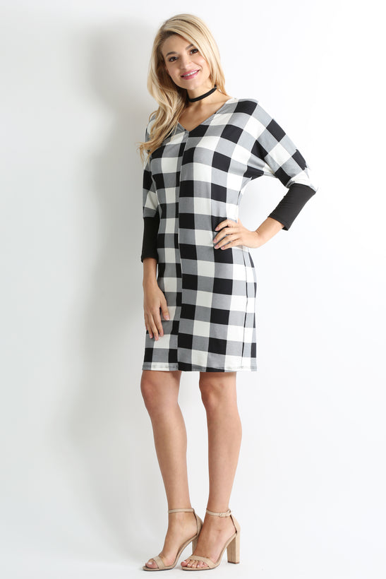 black plaid / black sleeve