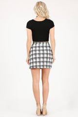 Load image into Gallery viewer, ivory/grey/black plaid